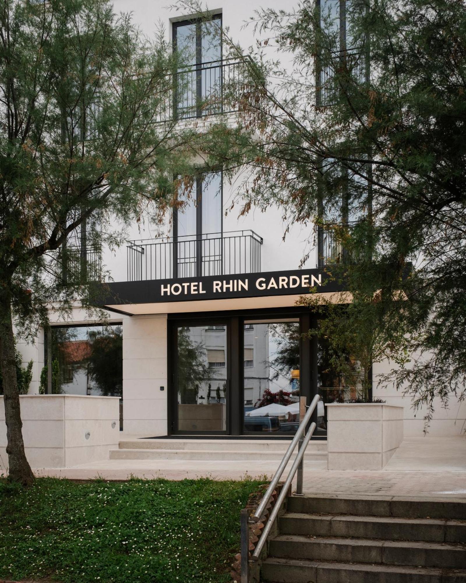 Hotel Rhin Garden Santander Exterior photo